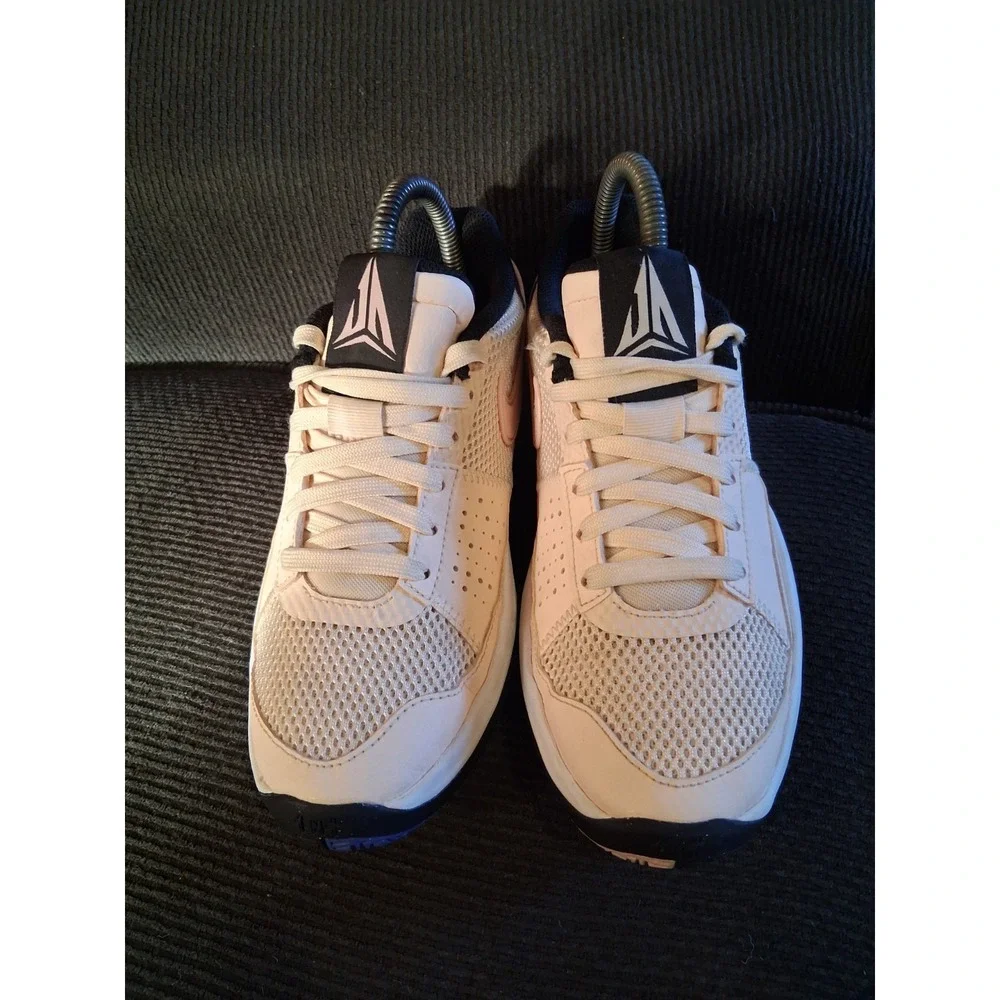 Nike Kids Sneakers Pink and Navy Accent